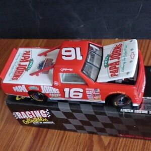 RON HORNADAY Jr 1:24 th Scale DIECAST